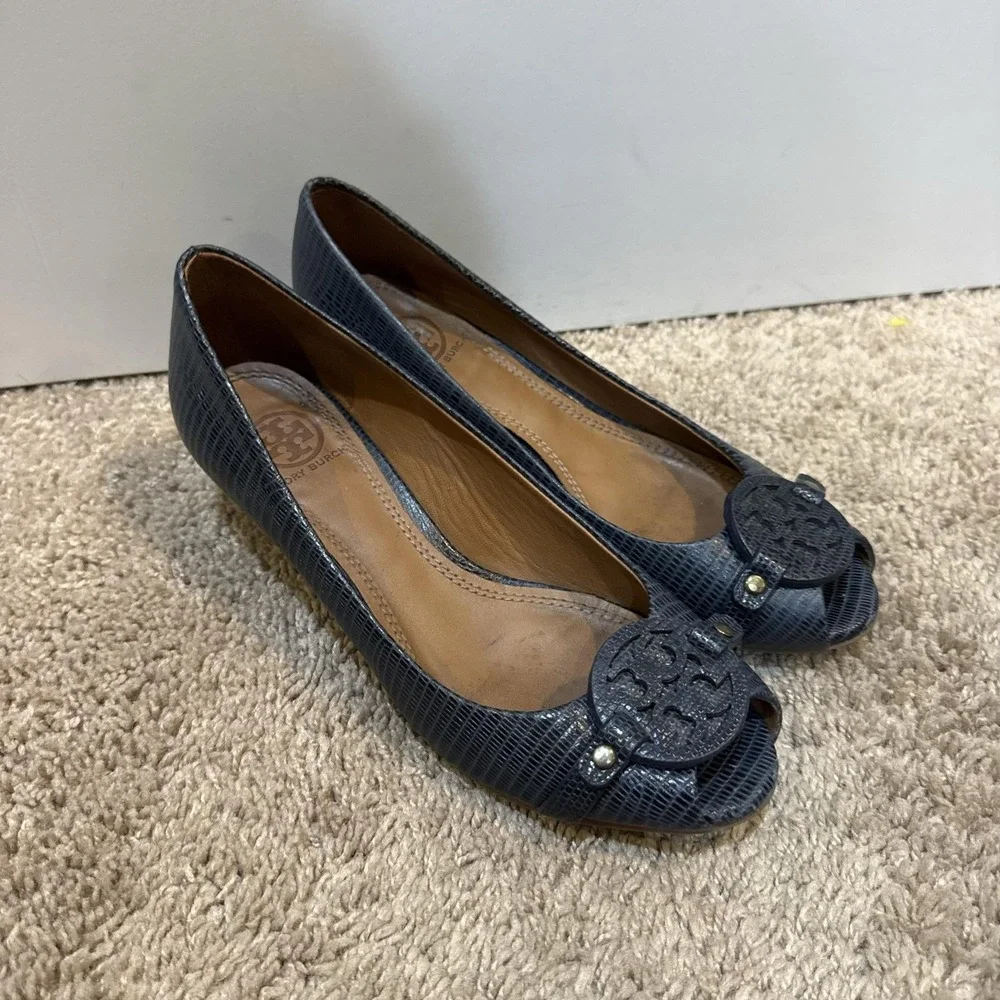 Tory Burch Shoes Womens Size 6.5 Blue Leather Wedge Peep Toe Logo Pumps